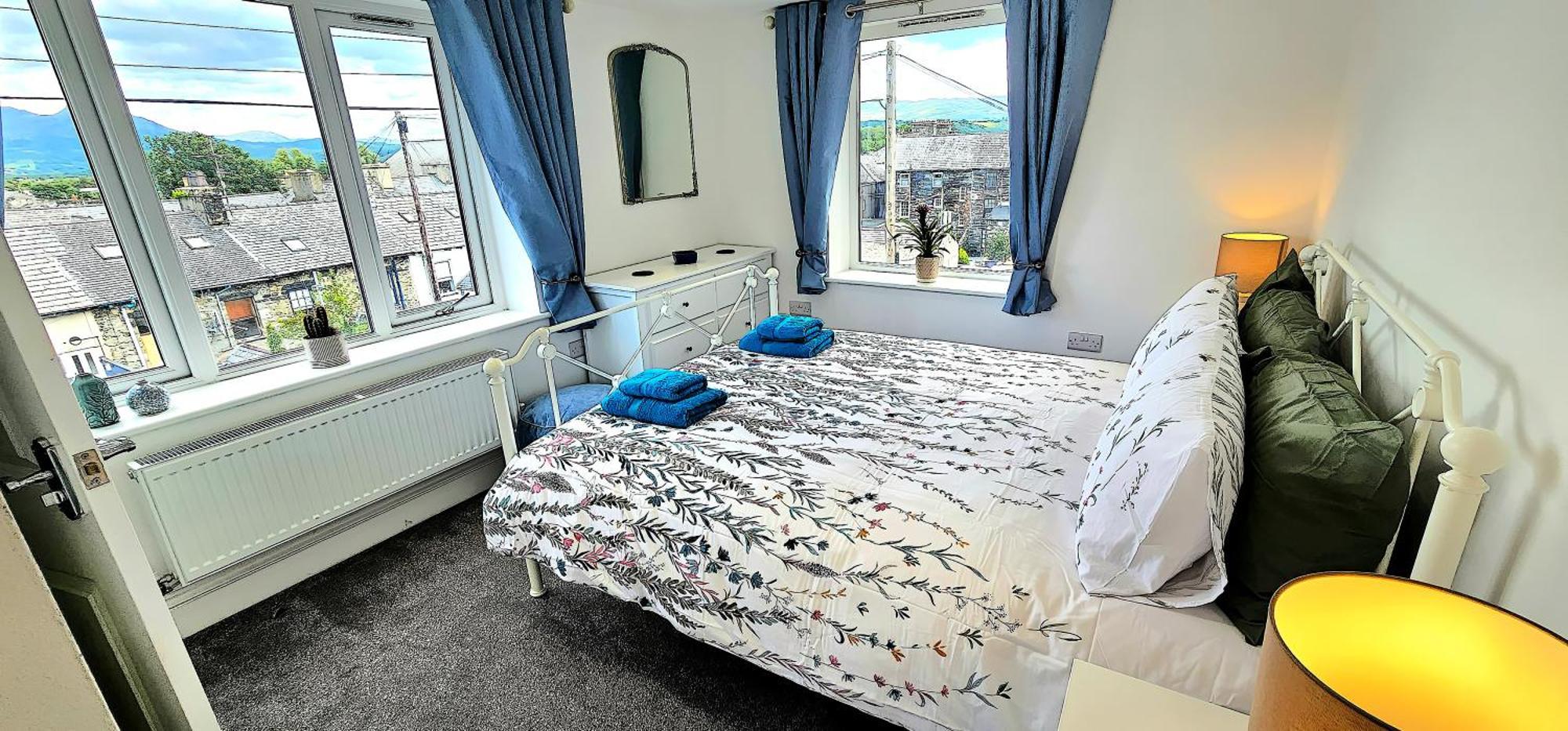 Porthmadog, Sleeps 11, 5 Bedrooms, 5 Bathrooms, Mountain Views Zewnętrze zdjęcie